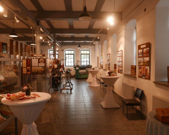 Wechselnde Sonderausstellungen und historische Wäschemangeln